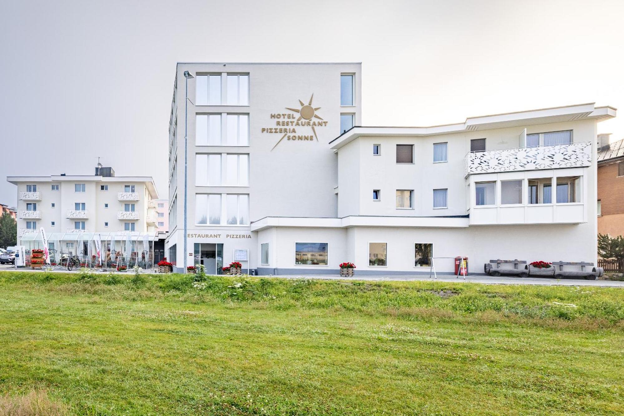 Hotel Sonne St. Moritz 3* Superior Exterior foto
